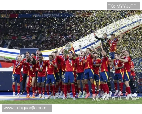 足球明星高清瞬间展现球场魅力与荣耀精彩时刻全景回顾